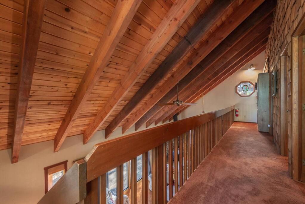 3Br Tahoe Donner Cabin With Hoa Perks Like Pools Hot-Tub Minutes To Trails Lake Golf 트럭키 외부 사진